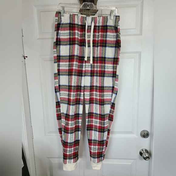 (1170) Old Navy Leasure Pants, Size: Small Color: Plaid (Red/White) - Picture 1 of 15